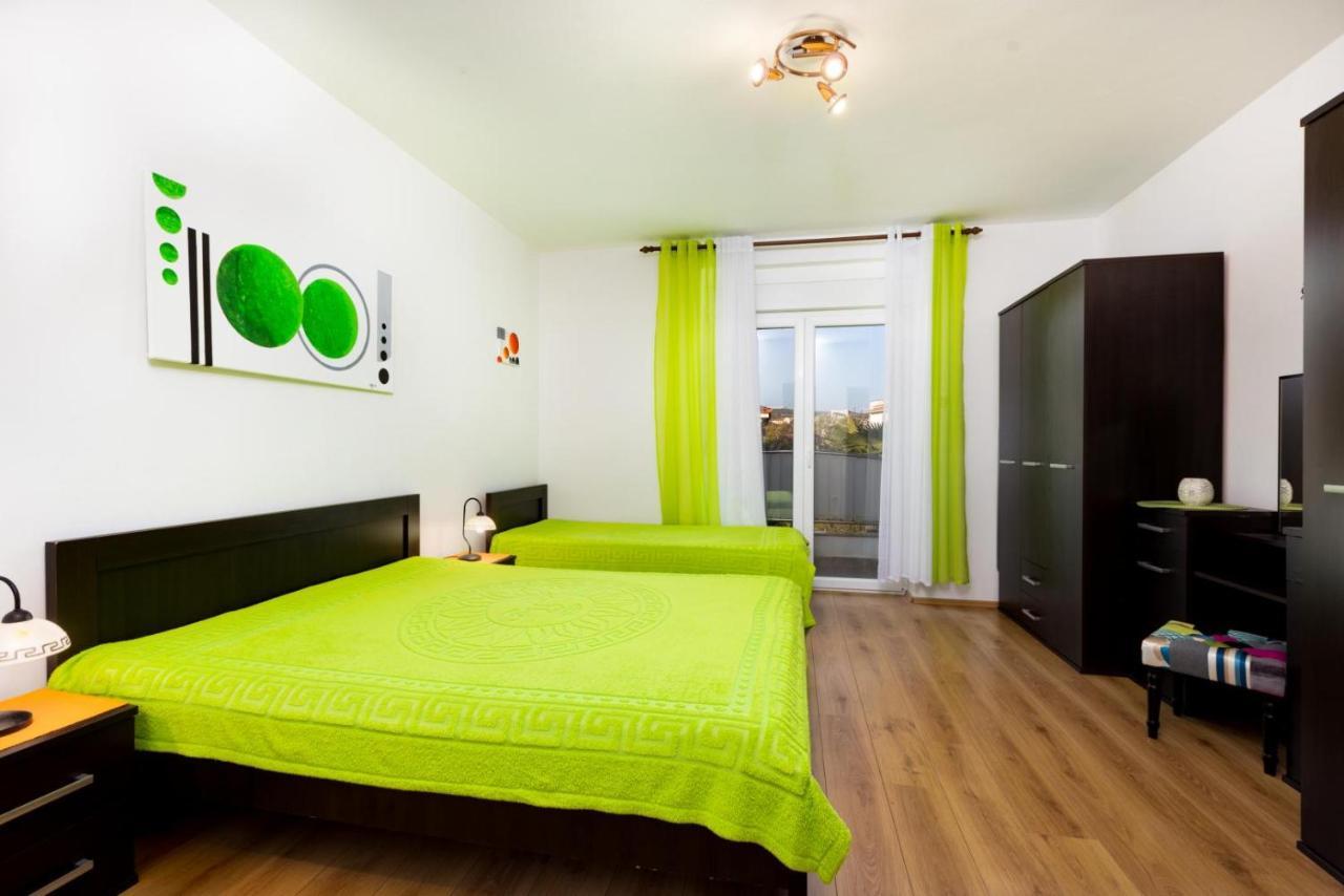 Ferienwohnung Apartman Volaric Krk Town Exterior foto